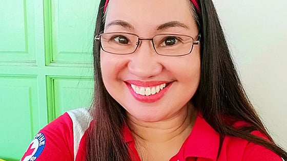 Maria Josefina Mamuyac smiling at the camera