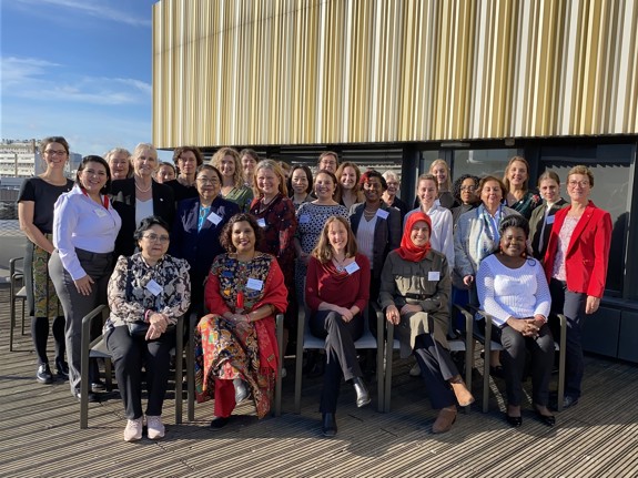 GLOW Red group photo at the French Red Cross office in Paris